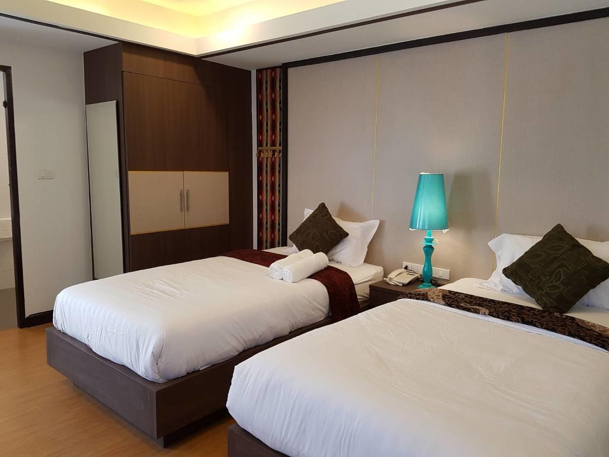 Chorlada Lanna Hotel Чиангмай Экстерьер фото